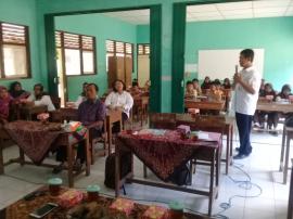 Sosialisasi Keamanan Pangan Bagi Siswa SDN Karangnongko III Untuk Mewujudkan Sekolah Sehat